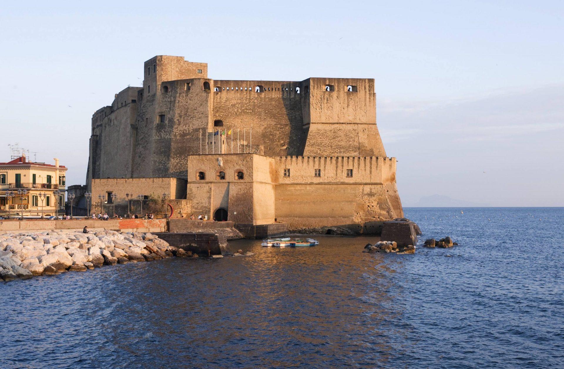 Napoli città da guinnes con sette castelli