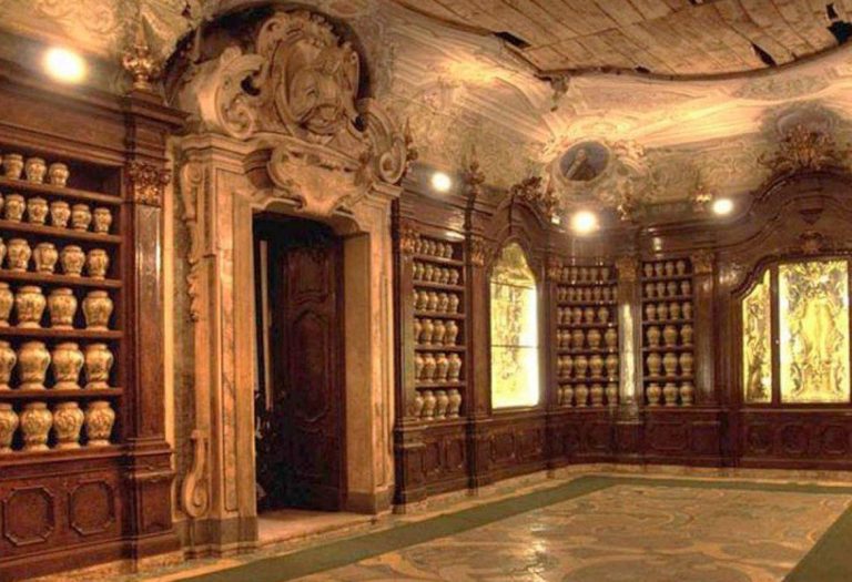 Farmacia degli incurabili